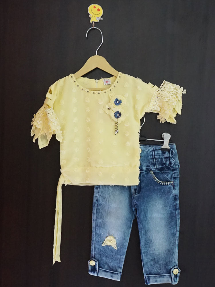 CAbi Spring 2014 Collection - | Yellow jeans outfit, Yellow jeans, Yellow  pants outfit